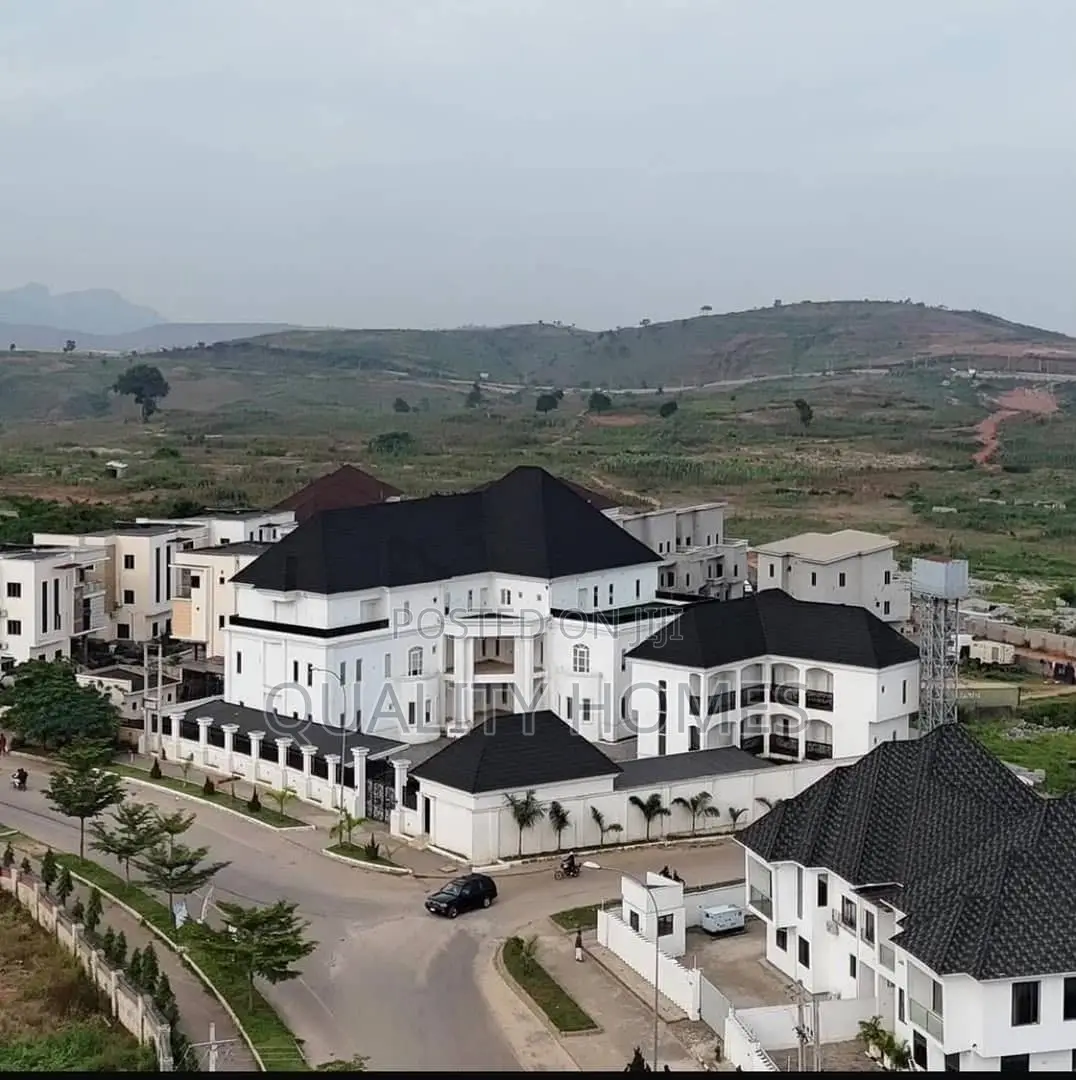 Furnished 17bdrm Mansion in Asokoro Abuja for sale in Asokoro