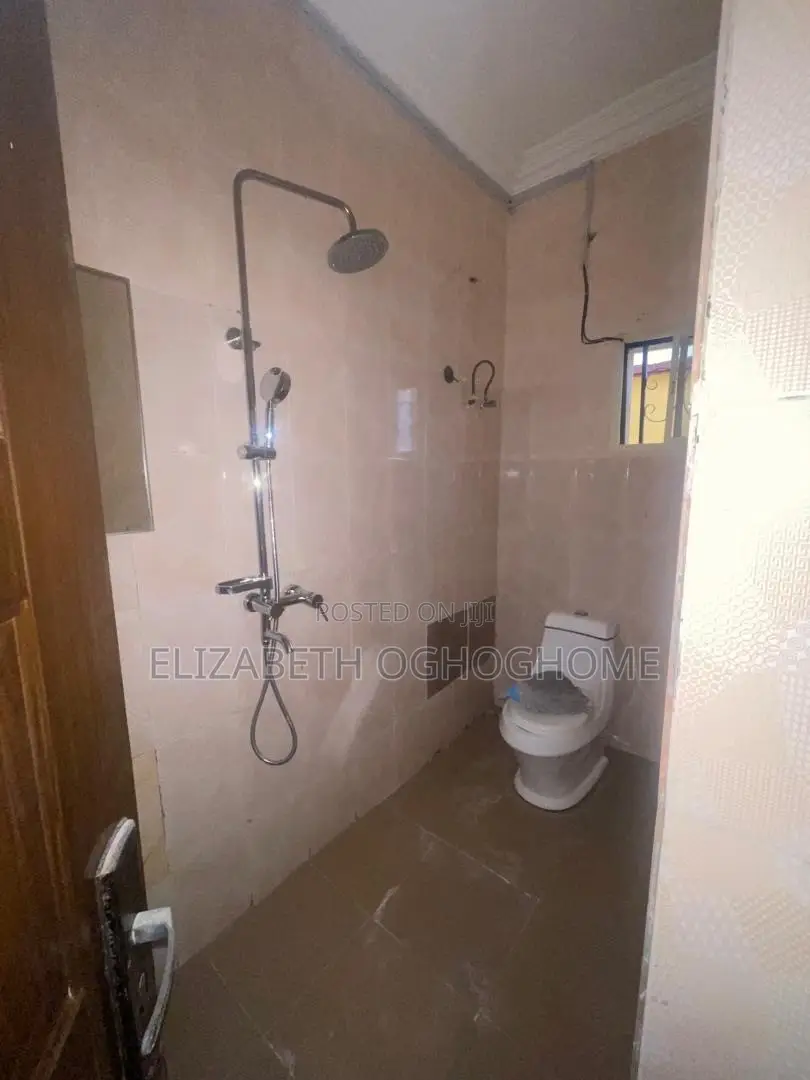 2bdrm Apartment in Lekki Phase 1 for rent in Lekki Phase 1