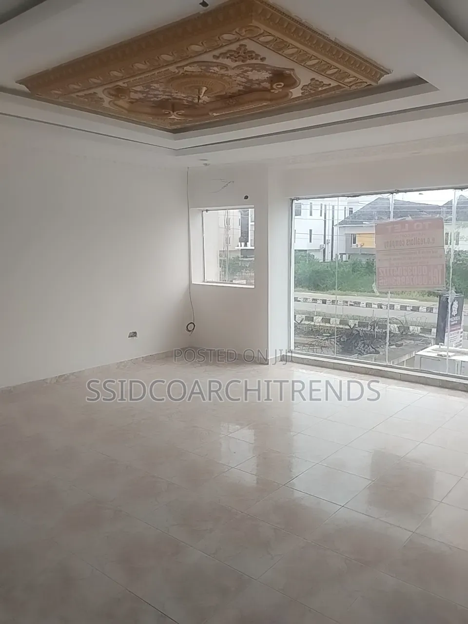 A Neatly Used 65sqms Shop Space for Rent 25m Lekki Phase 1 in Lekki Phase 1