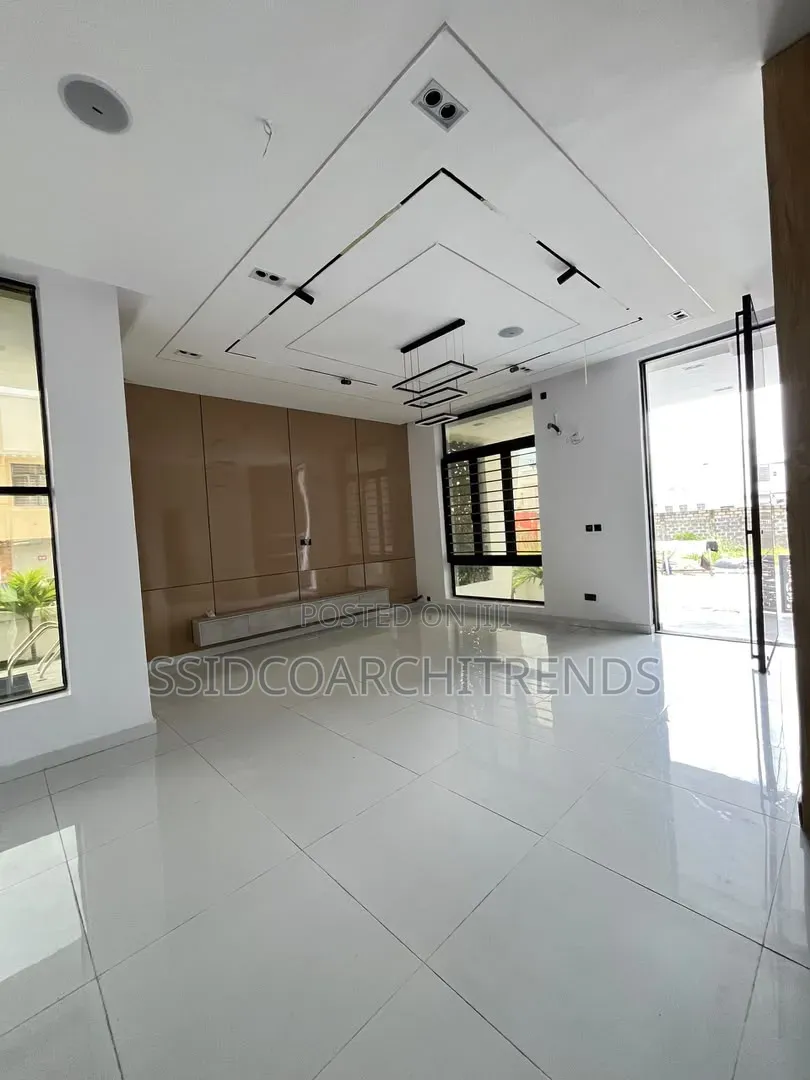 3bdrm Block of Flats in Call To Access, Lekki Phase 1 for sale in Lekki Phase 1