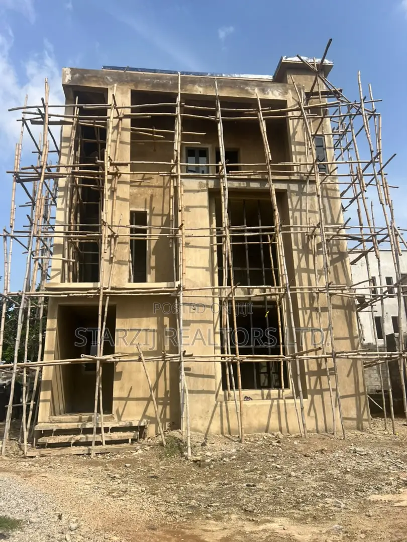 5bdrm Duplex in Mabushi for sale in Mabushi