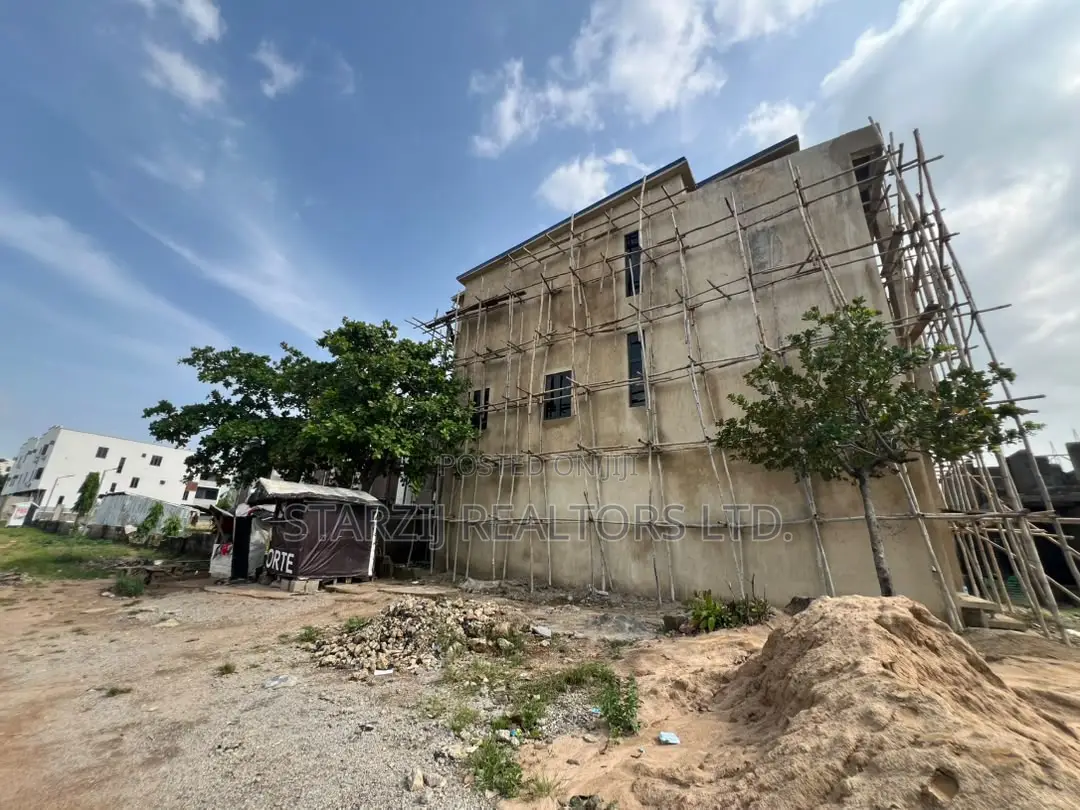 5bdrm Duplex in Mabushi for sale in Mabushi
