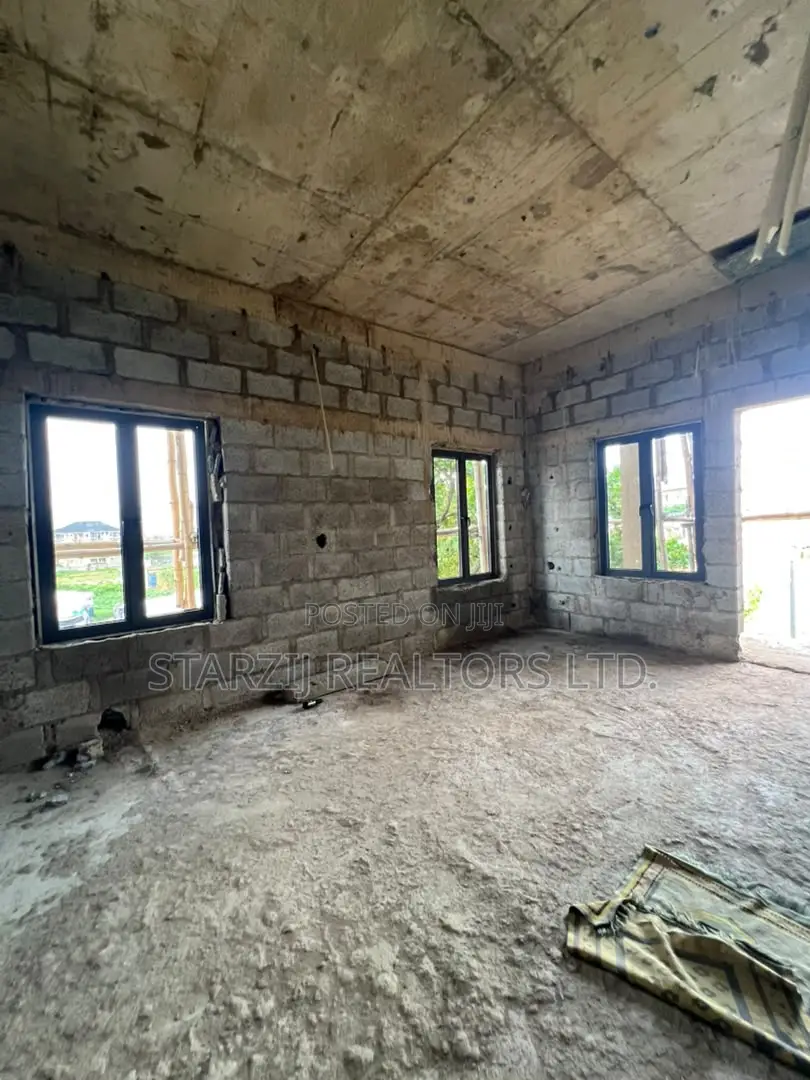 5bdrm Duplex in Mabushi for sale in Mabushi