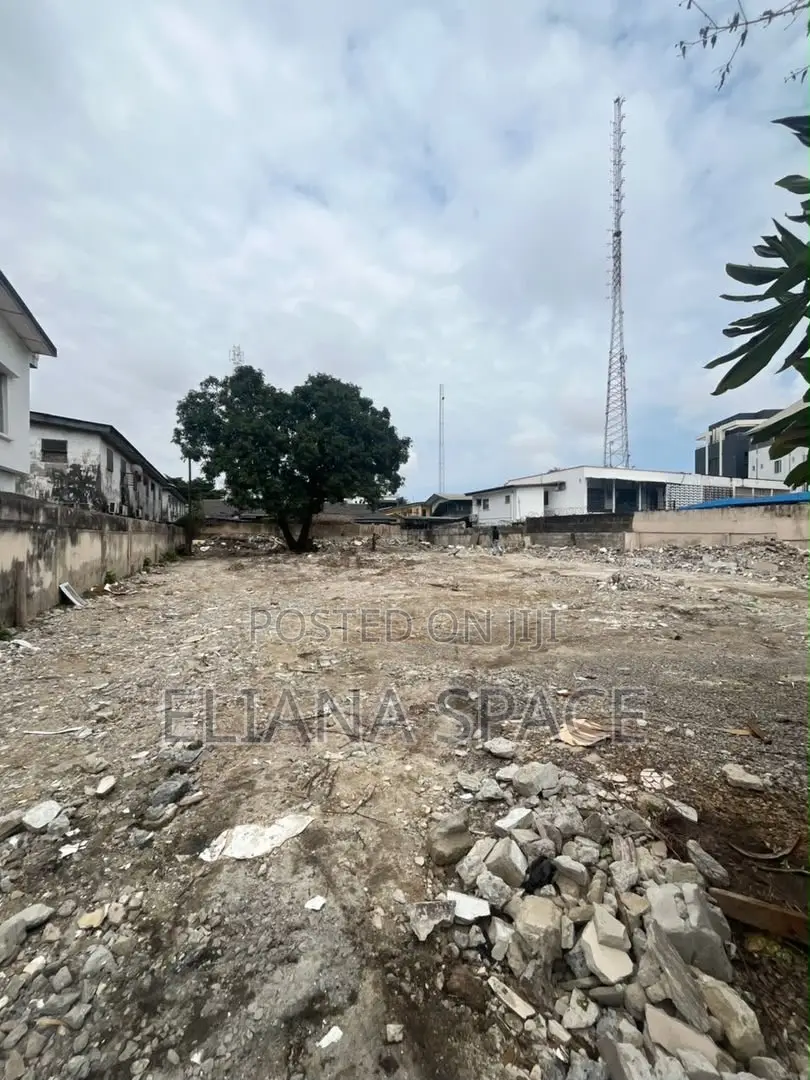 Land for Sale in Ikoyi S.W