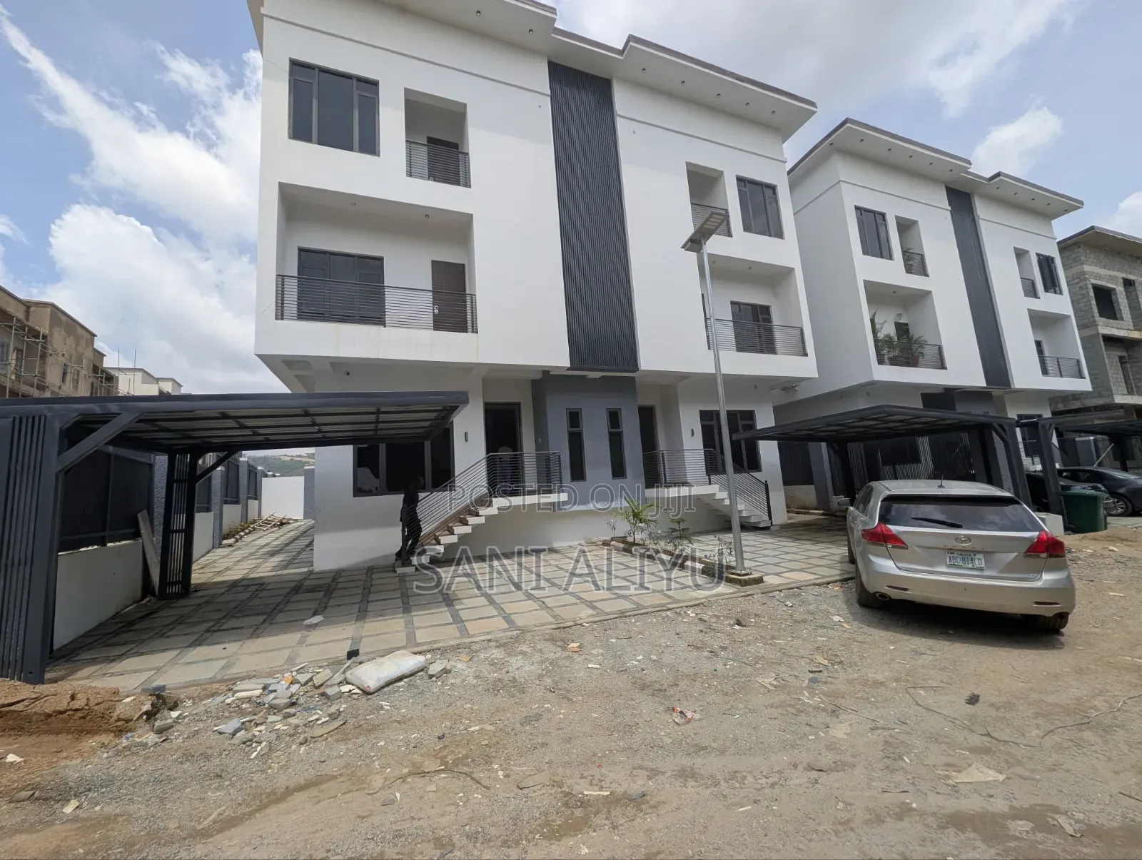 5bdrm Duplex in Katampe (Main) for sale in Katampe (Main)