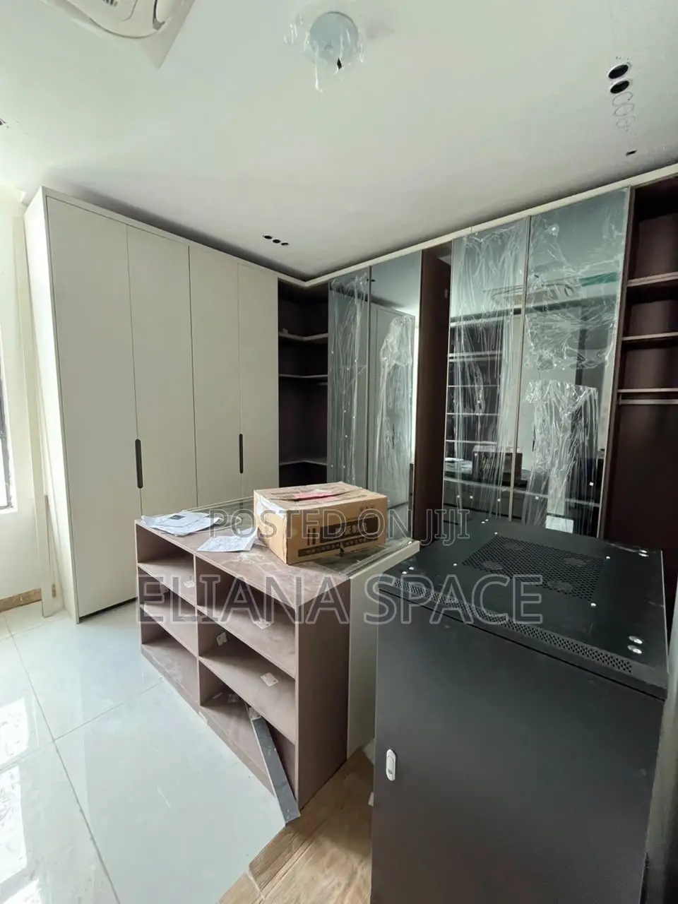 7bdrm Duplex in Banana Island for sale in Banana Island