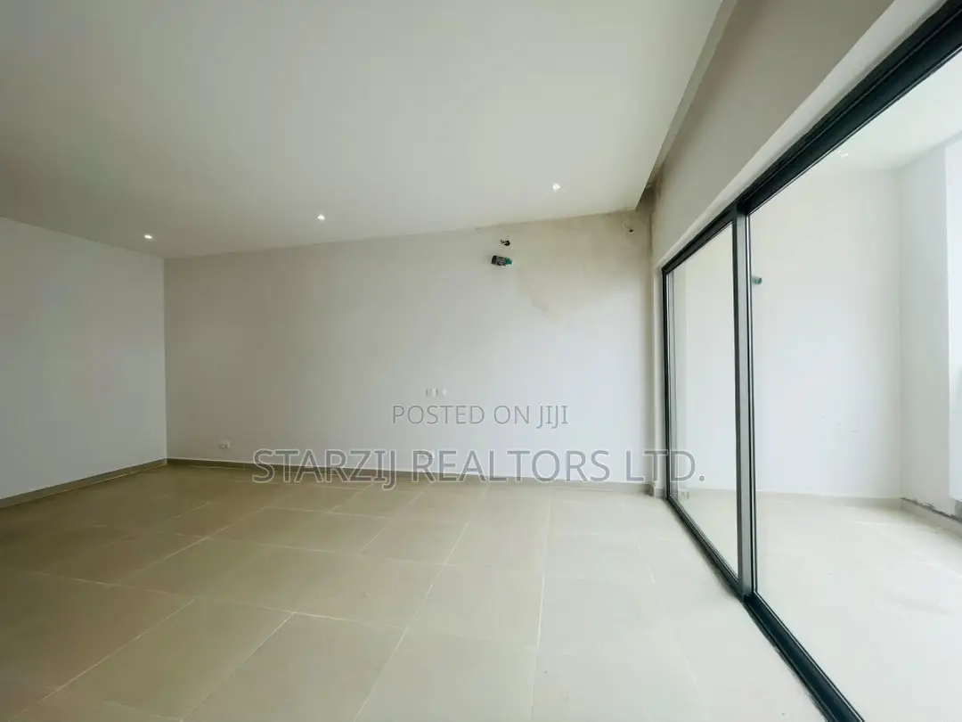 4bdrm Duplex in Life Camp for sale in Life Camp