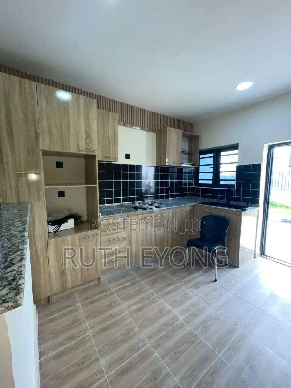 2bdrm Townhouse / Terrace in Ogombo for rent in Ogombo