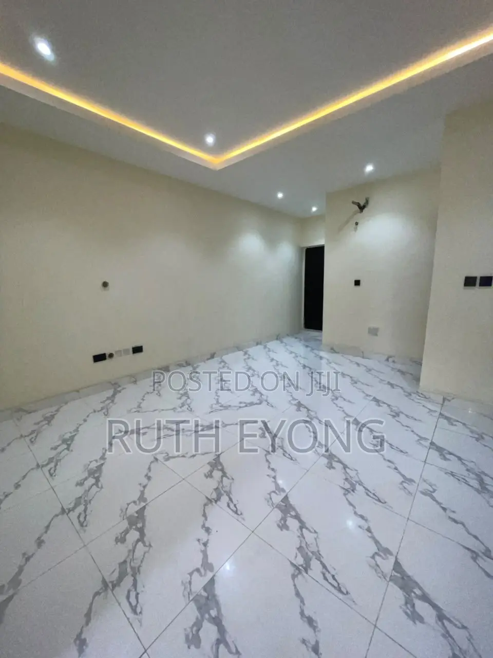 2bdrm Townhouse / Terrace in Ogombo for rent in Ogombo