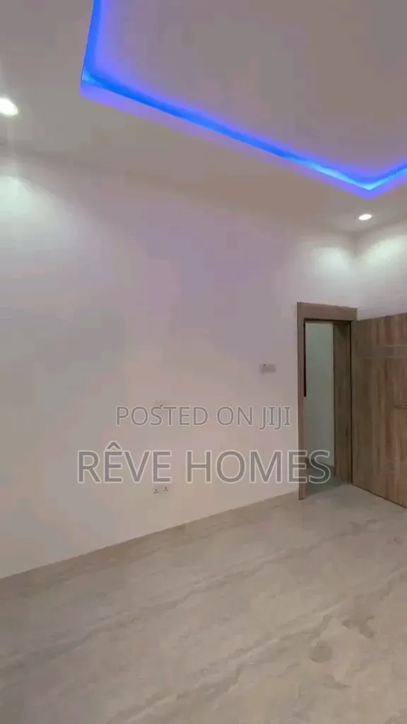 2bdrm Block of Flats in Oregun for rent in Oregun