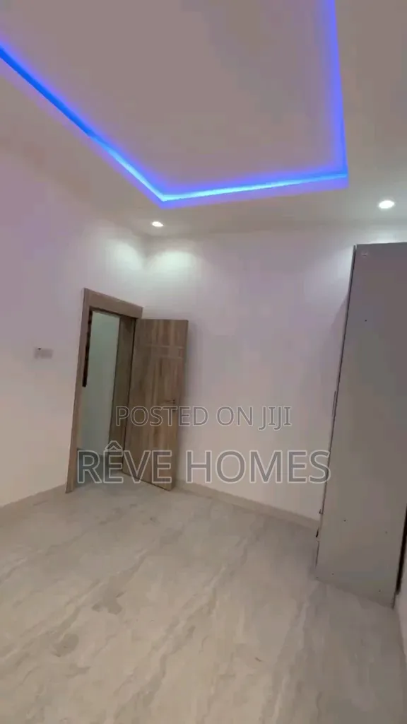 2bdrm Block of Flats in Oregun for rent in Oregun