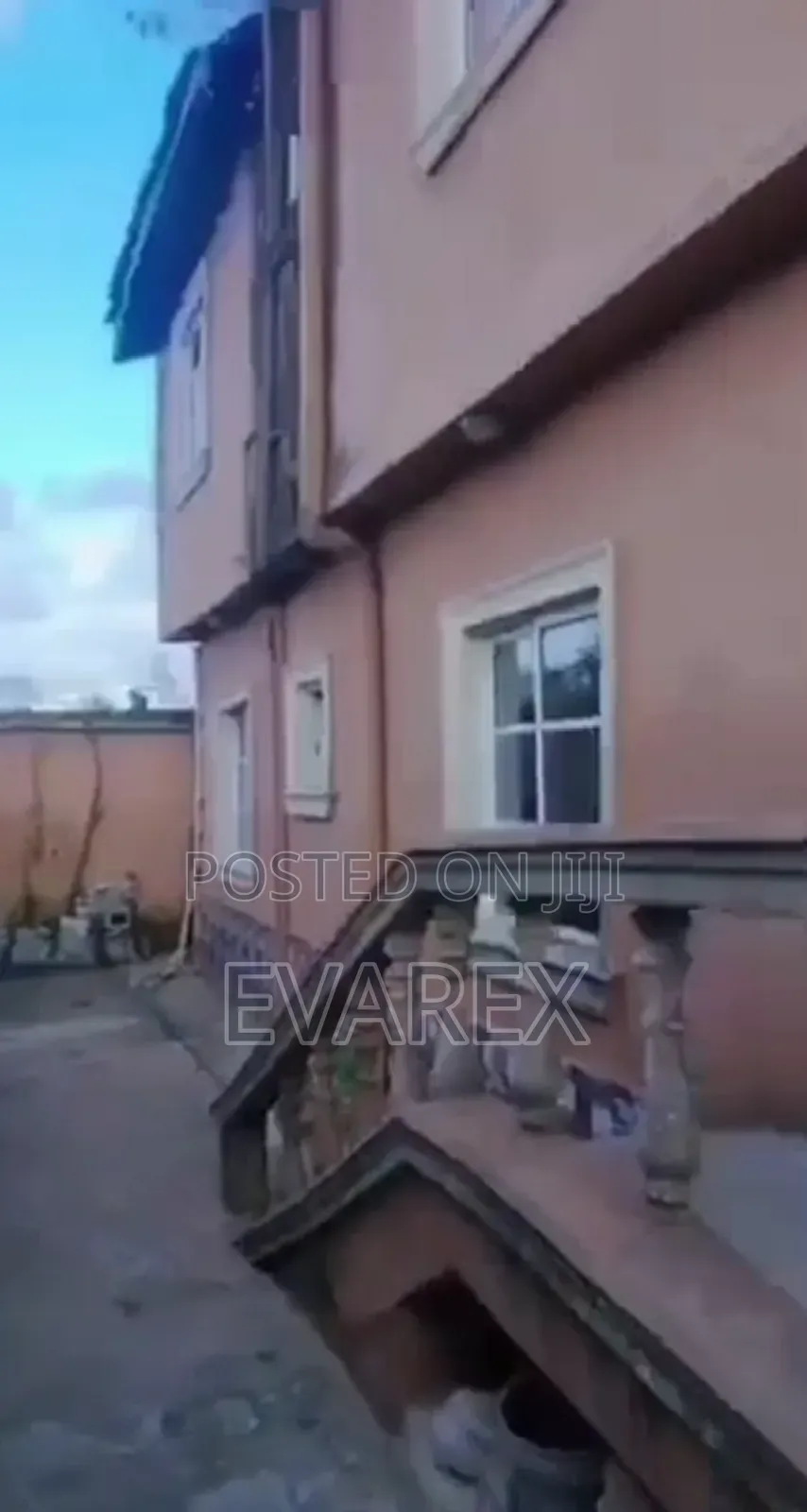 8bdrm Block of Flats in Iba / Ojo for sale in Iba / Ojo