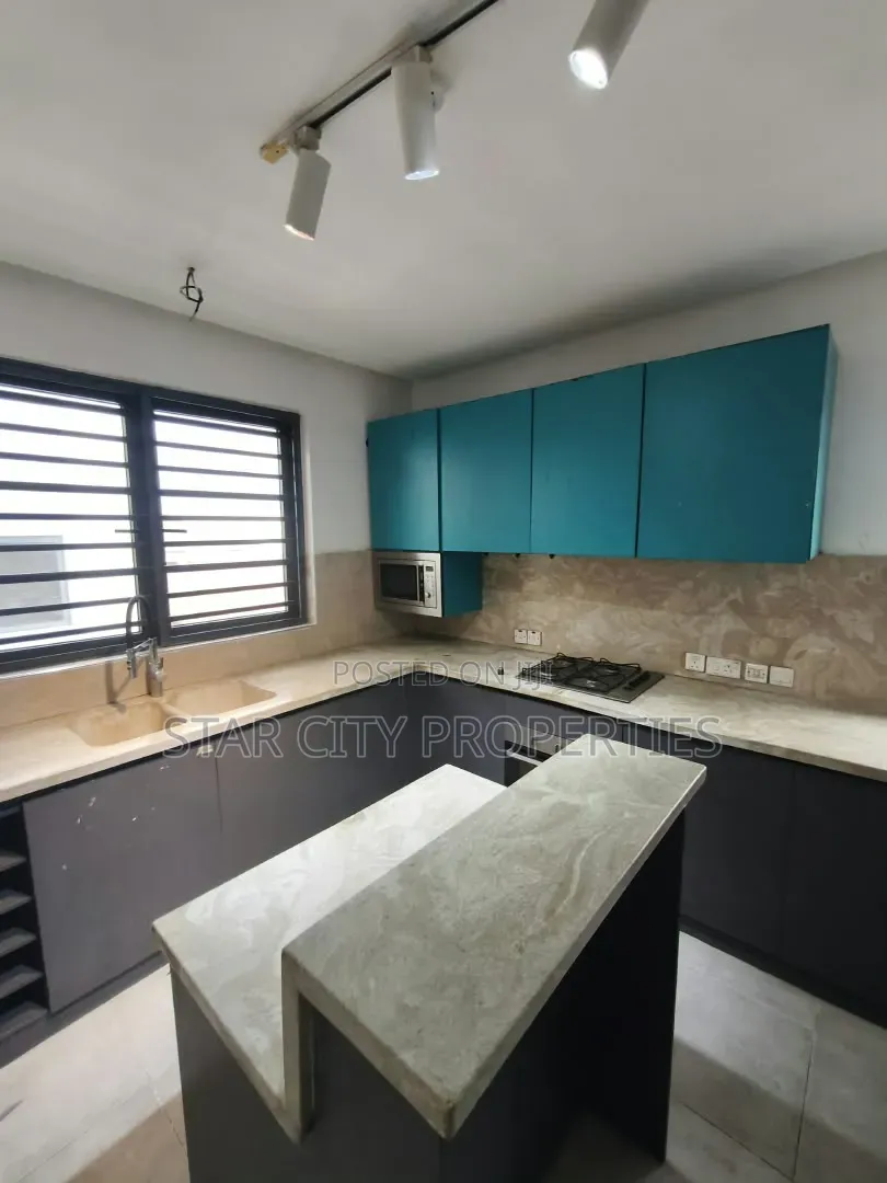 4bdrm Duplex in Maryland Estate for rent in LSDPC Maryland Estate
