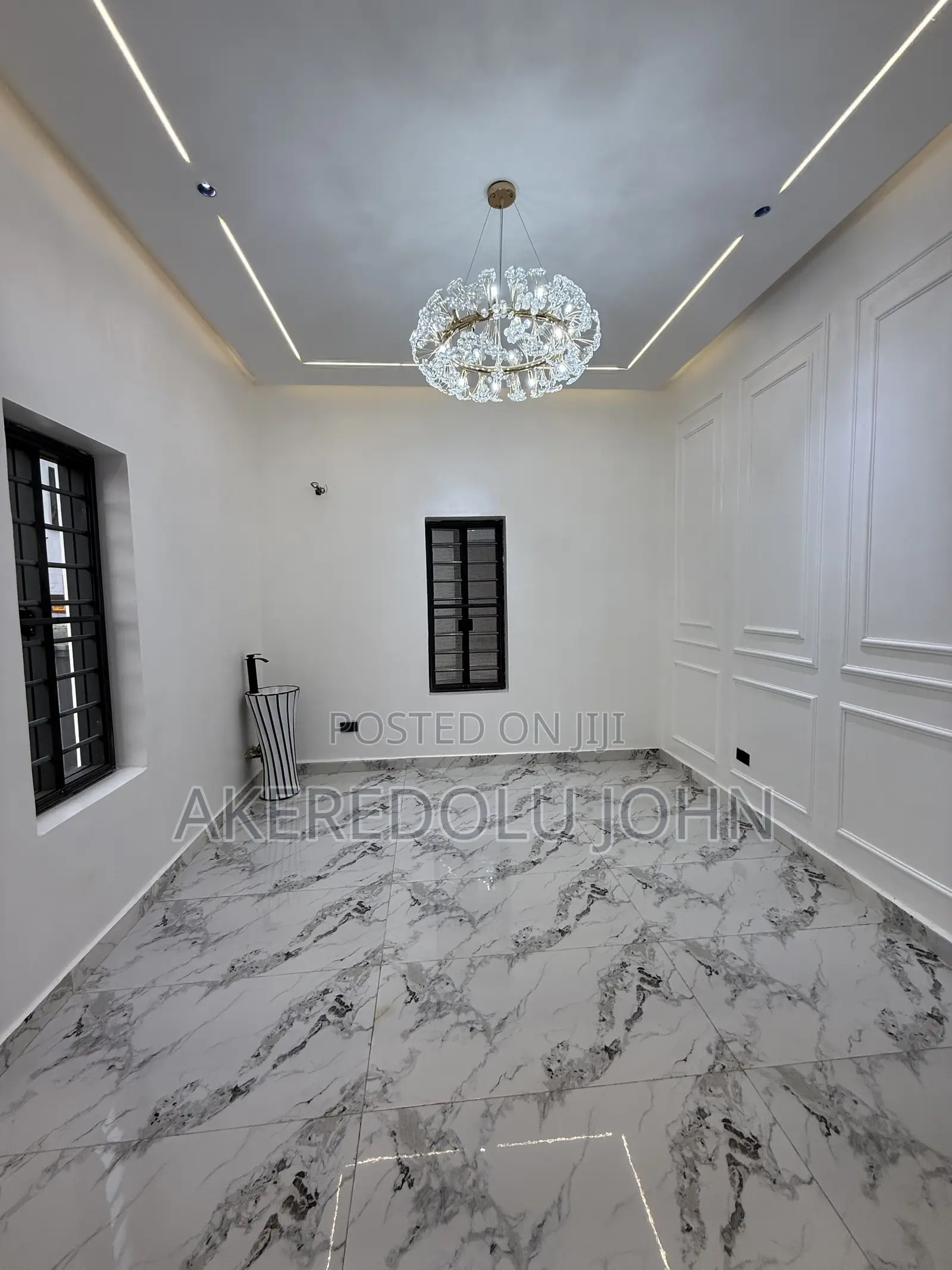5bdrm Duplex in Dakwo District for sale in Dakwo District