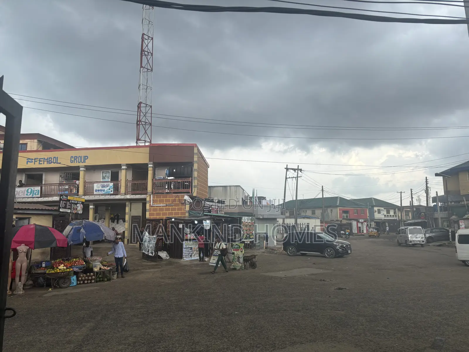 1100sqm Land Wit Old Block of Flats in Aviation Estate Mafoluku Oshodi in Mafoluku