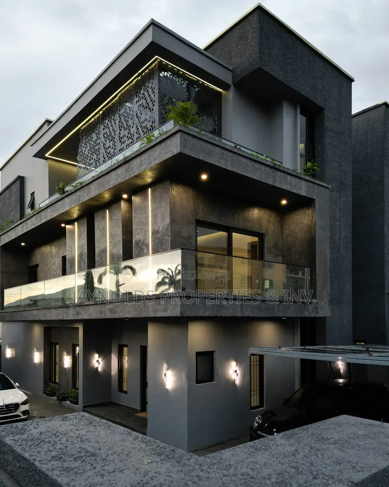 7bdrm Duplex in Zone 2 / Wuse for sale in Zone 2 / Wuse