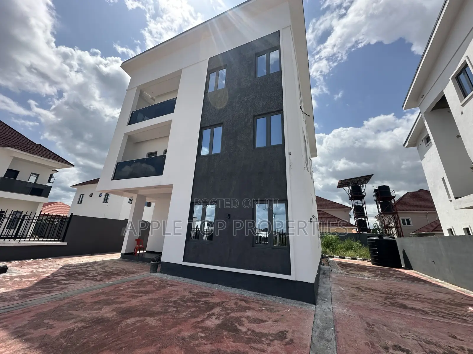 5bdrm Duplex in Jedidiah Estate, Enugu for sale in Enugu