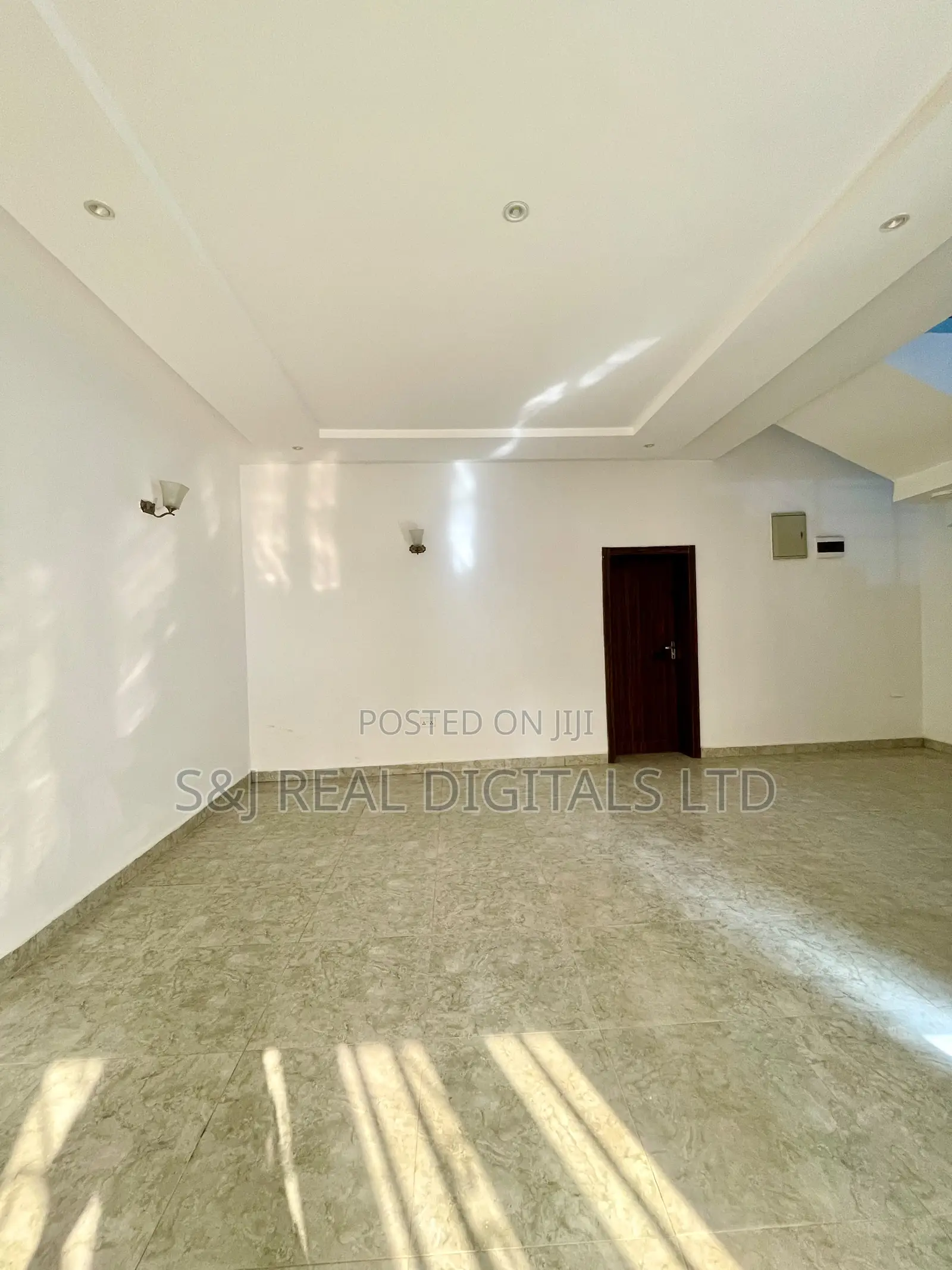 5bdrm Duplex in Guzape District for rent in Guzape District