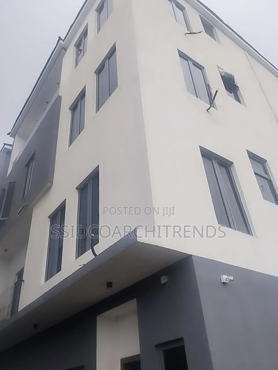 6bdrm Duplex in Call To Access, Lekki Phase 1 for sale in Lekki Phase 1