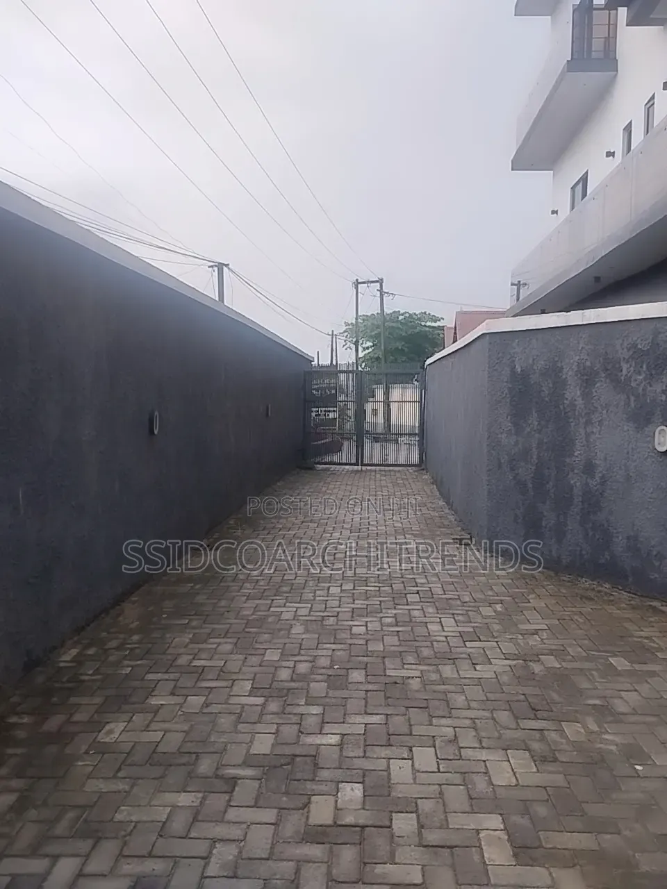 6bdrm Duplex in Call To Access, Lekki Phase 1 for sale in Lekki Phase 1
