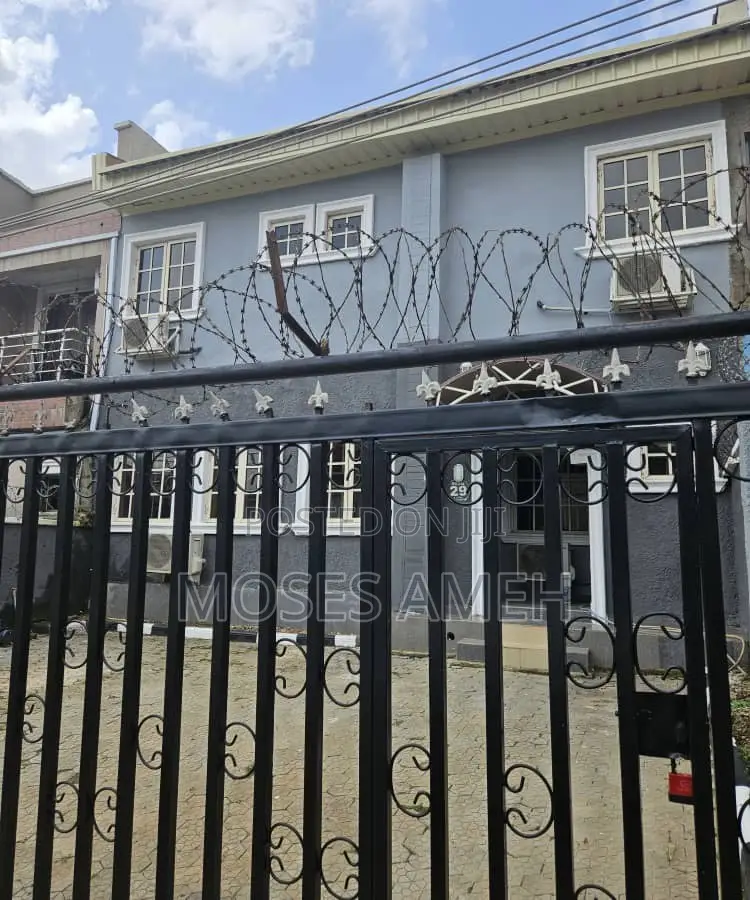 4bdrm Duplex in Kado for rent in Kado