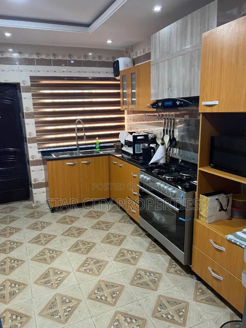 Furnished 3bdrm Duplex in Ikeja Lagos for rent in Ikeja GRA