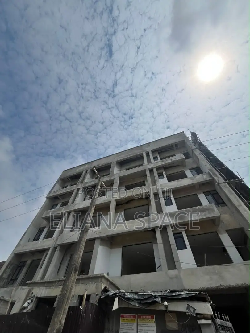 Off-Plan 3-Bedroom Apartment With BQ for Sale! in Lekki Phase 1