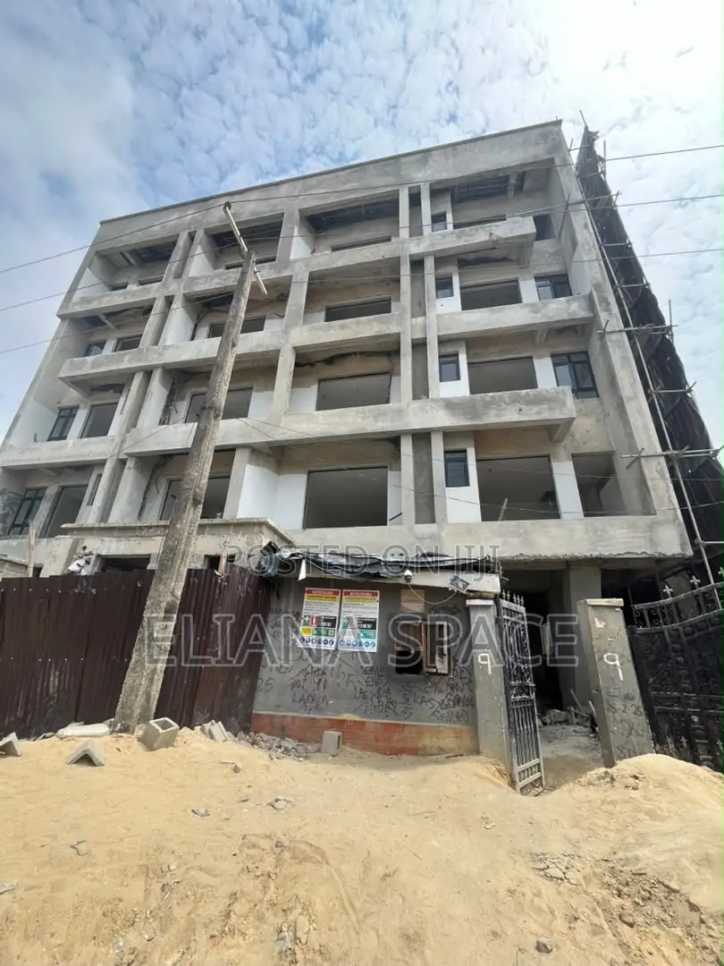Off-Plan 3-Bedroom Apartment With BQ for Sale! in Lekki Phase 1