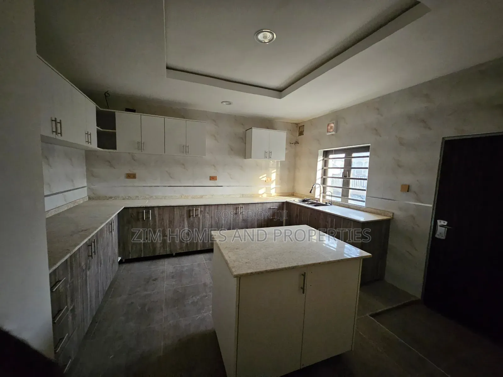 4bdrm Duplex in Zim Homes And, Wumba for rent in Wumba
