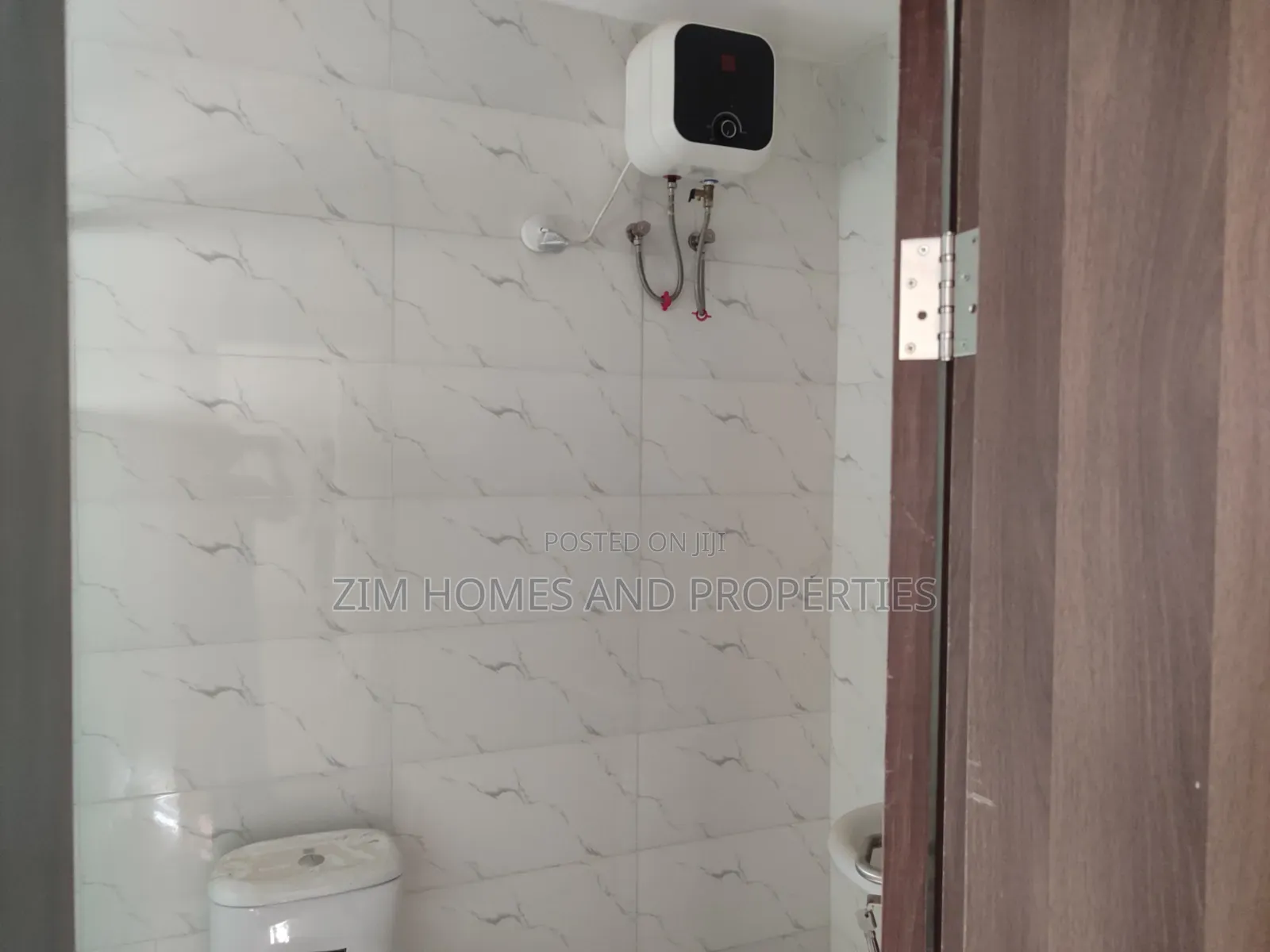 4bdrm Duplex in Zim Homes And, Wumba for rent in Wumba