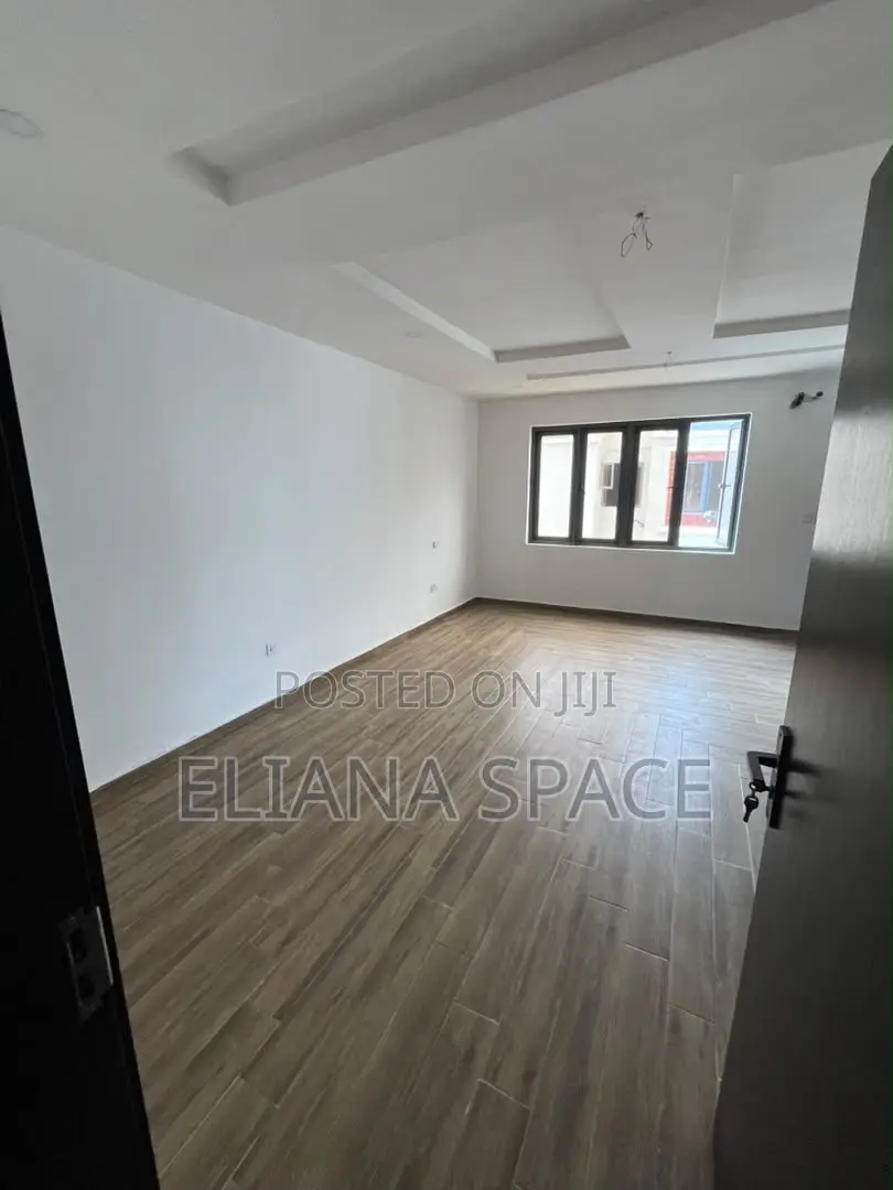 4bdrm Duplex in Lekki Phase 1, Ikate for sale in Ikate