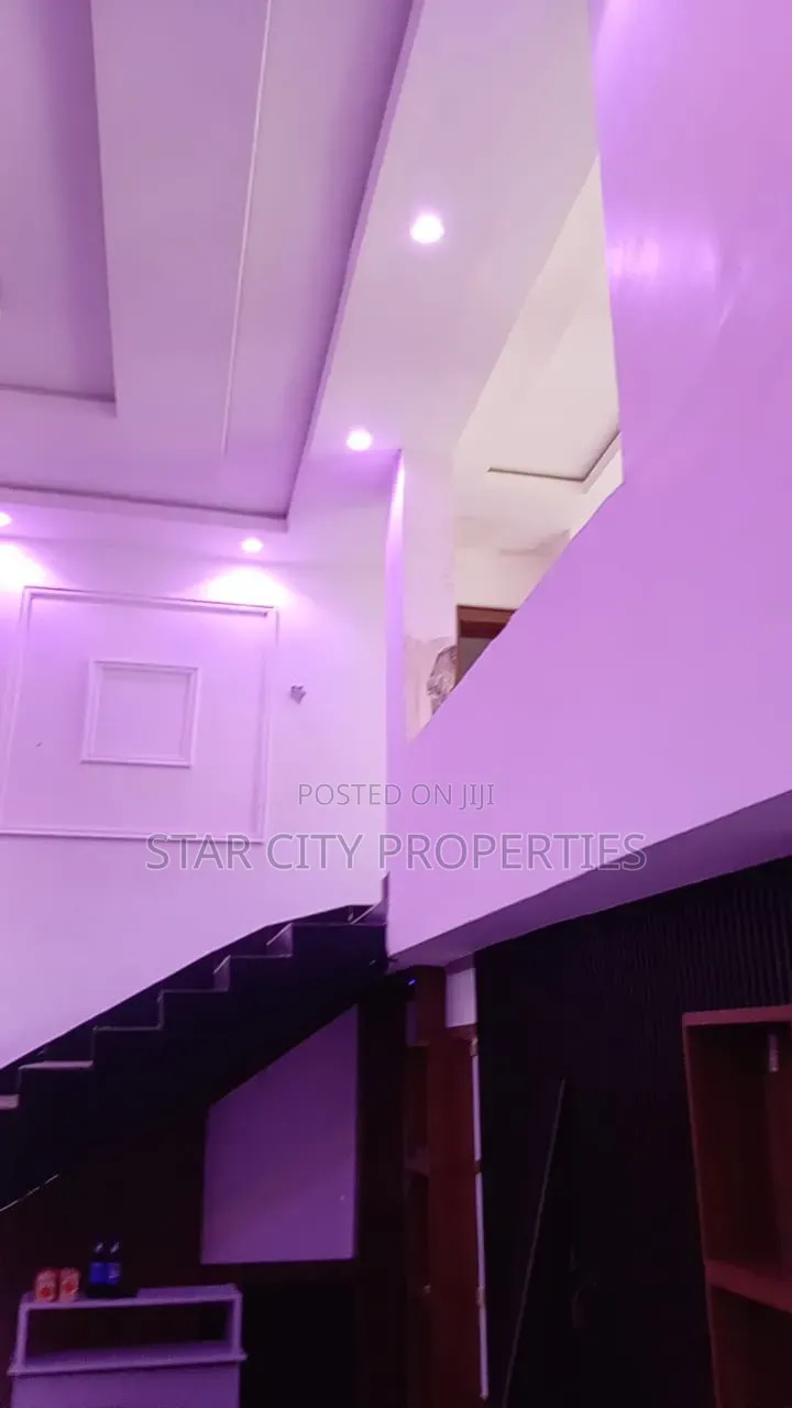 4bdrm Duplex in Omole Phase 2 for rent in Omole Phase 2