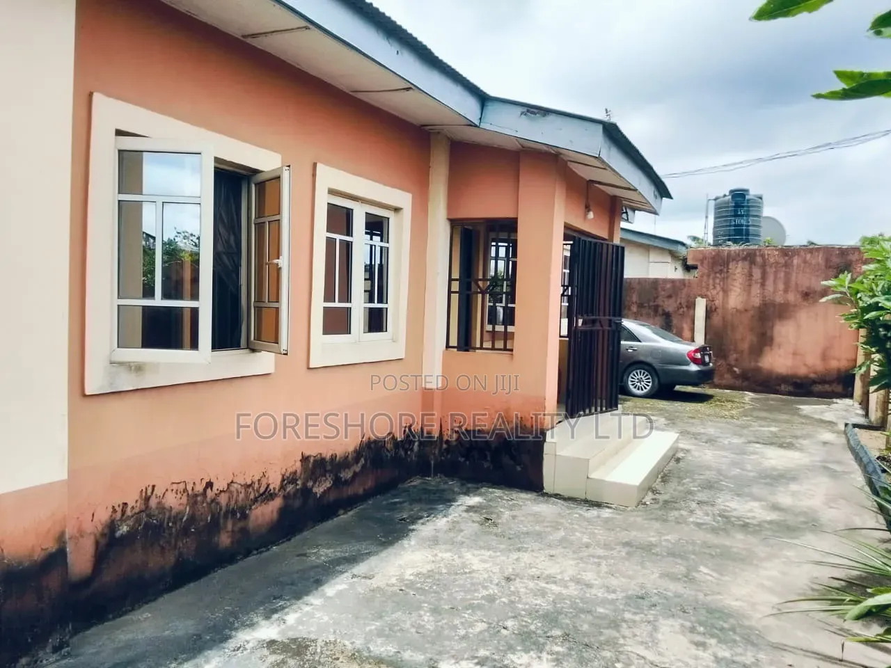 3bdrm Bungalow in Iseri Olofin for sale in Iseri Olofin