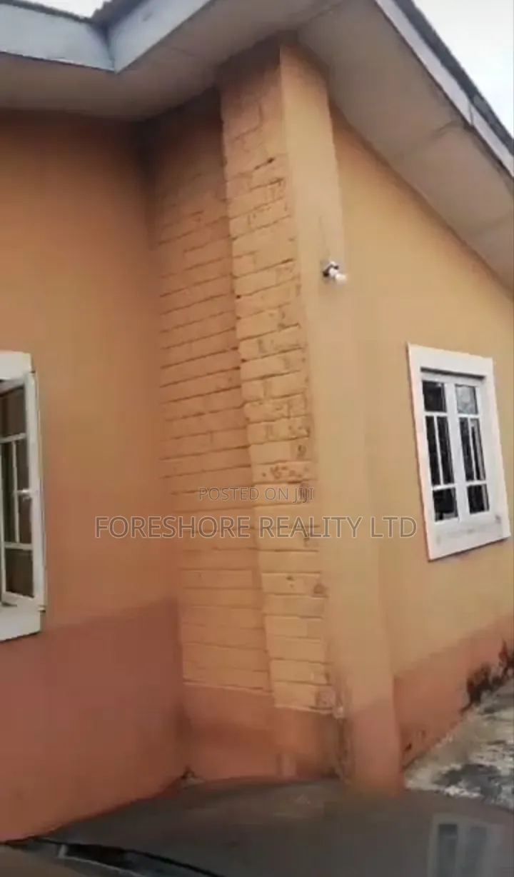 3bdrm Bungalow in Iseri Olofin for sale in Iseri Olofin