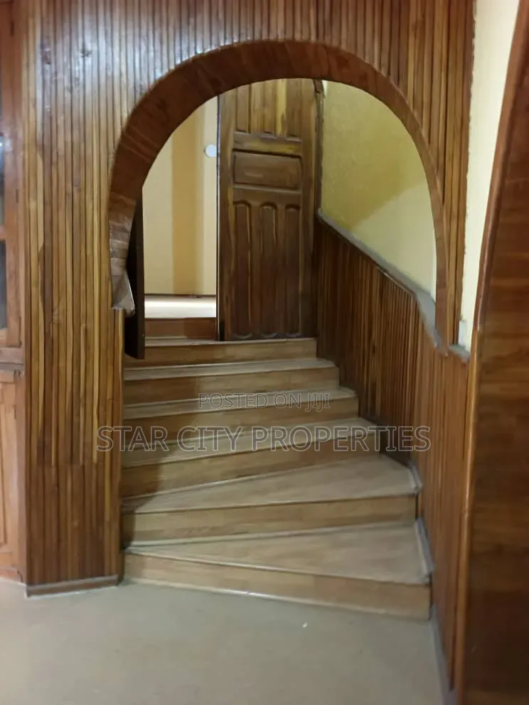 5bdrm Townhouse / Terrace in Maryland Lagos, Shonibare Estate for rent in Shonibare Estate