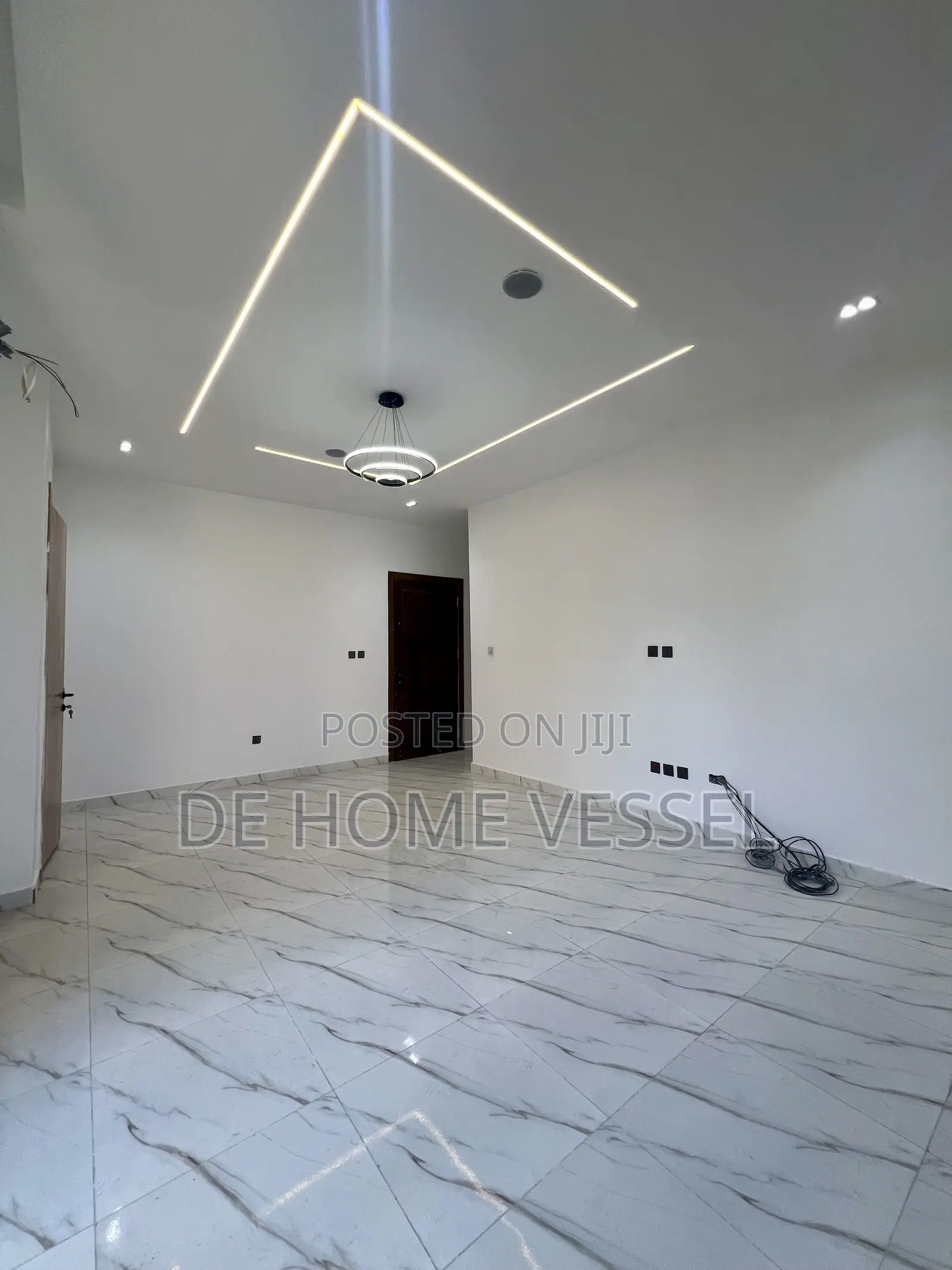 1bdrm Apartment in Igbo-efon for sale in Igbo-efon