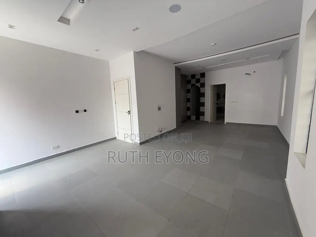 5bdrm Duplex in Lekki Phase 1 for rent in Lekki Phase 1