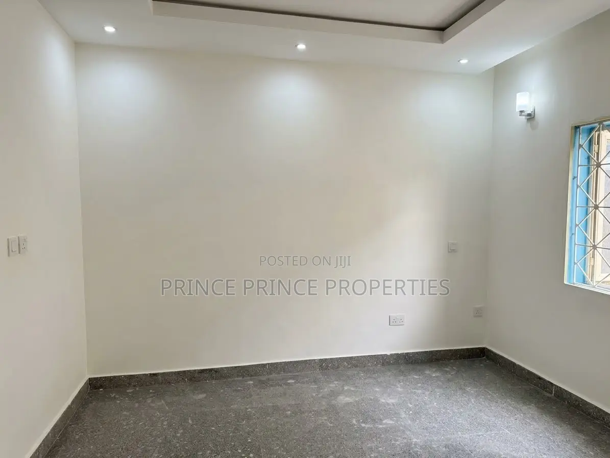 Furnished 3bdrm Block of Flats in Surulere for rent in Aguda / Surulere