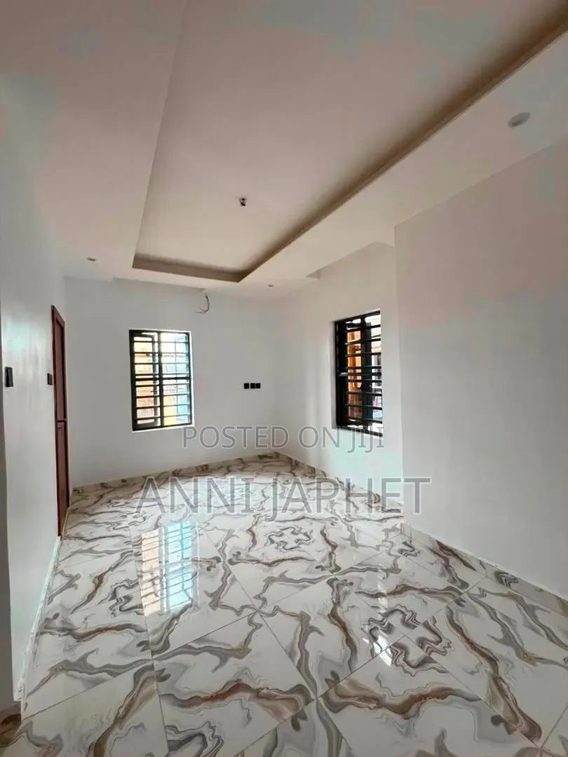 2bdrm Apartment in Surulere for sale in Aguda / Surulere