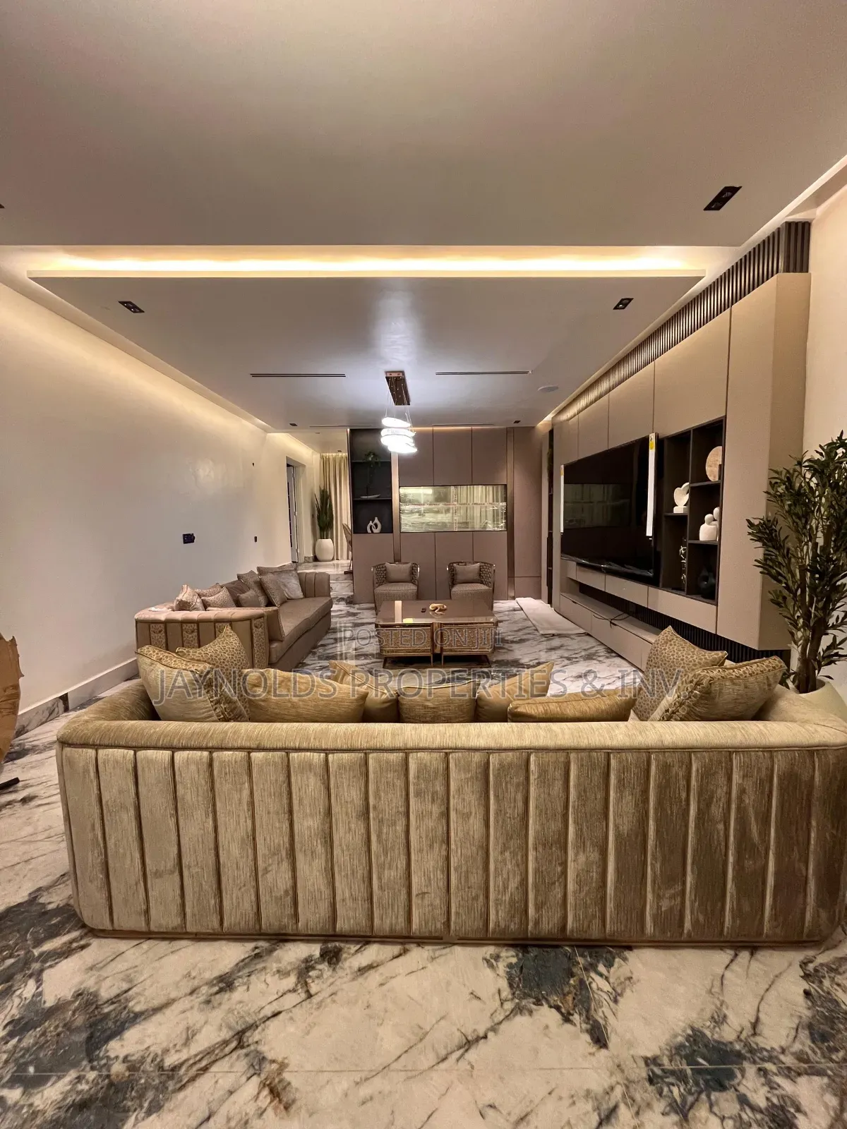 Furnished 5bdrm Duplex in Asokoro for sale in Asokoro