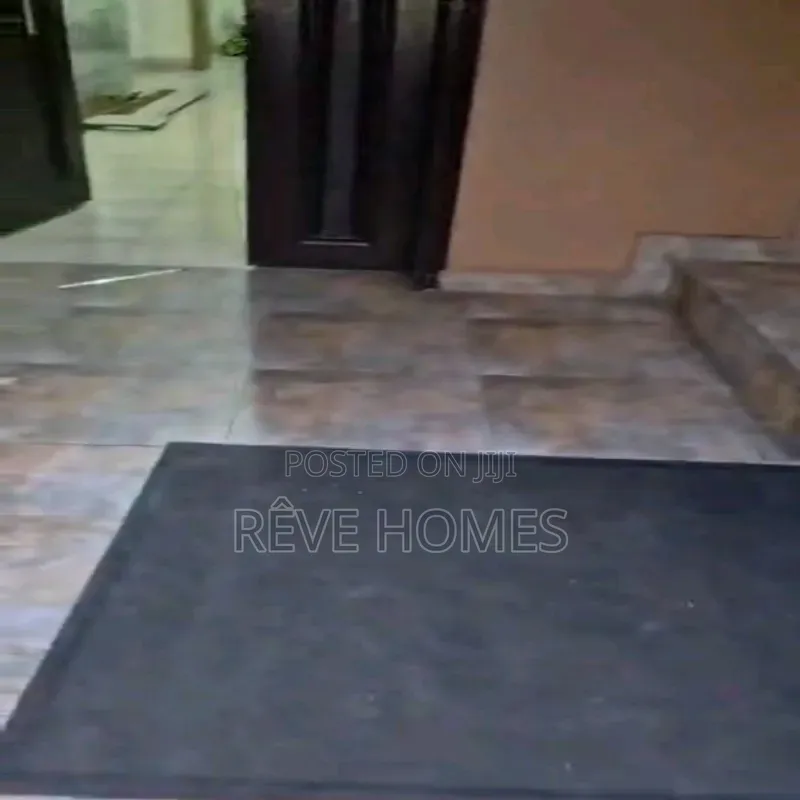 3bdrm Block of Flats in Ogudu GRA for rent in Ogudu GRA