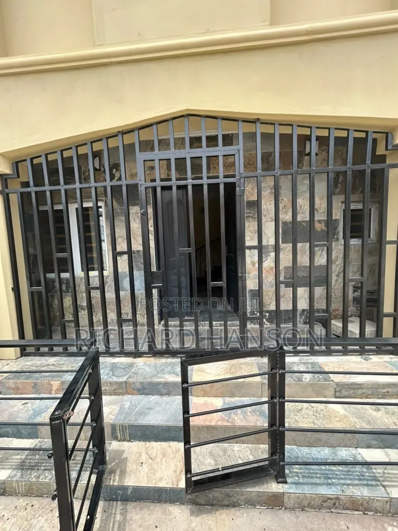 1bdrm Duplex in Beside Lbs, Off Lekki-Epe Expressway for rent in Off Lekki-Epe Expressway