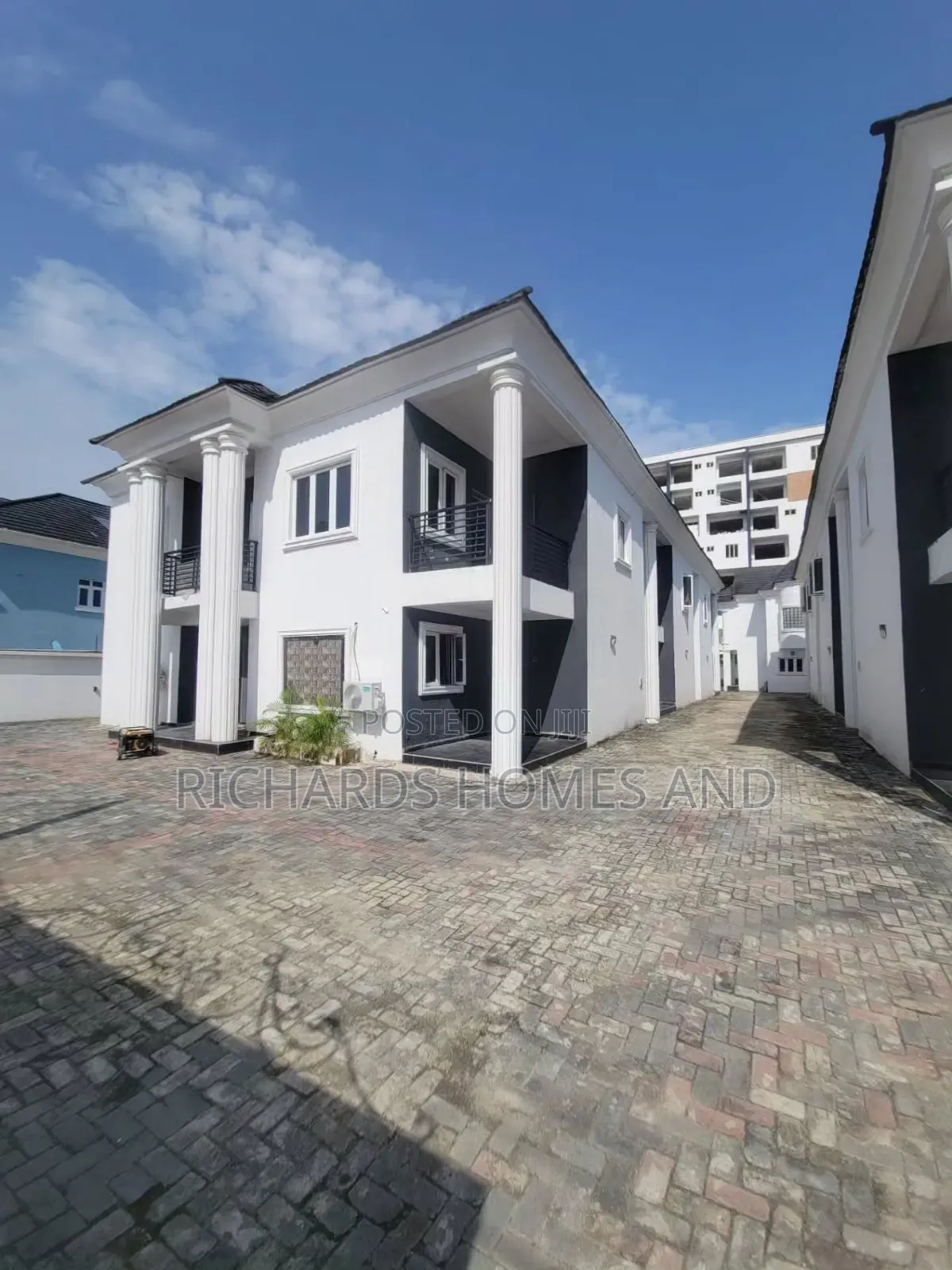 3bdrm Duplex in Lekki Phase 1 for rent in Lekki Phase 1