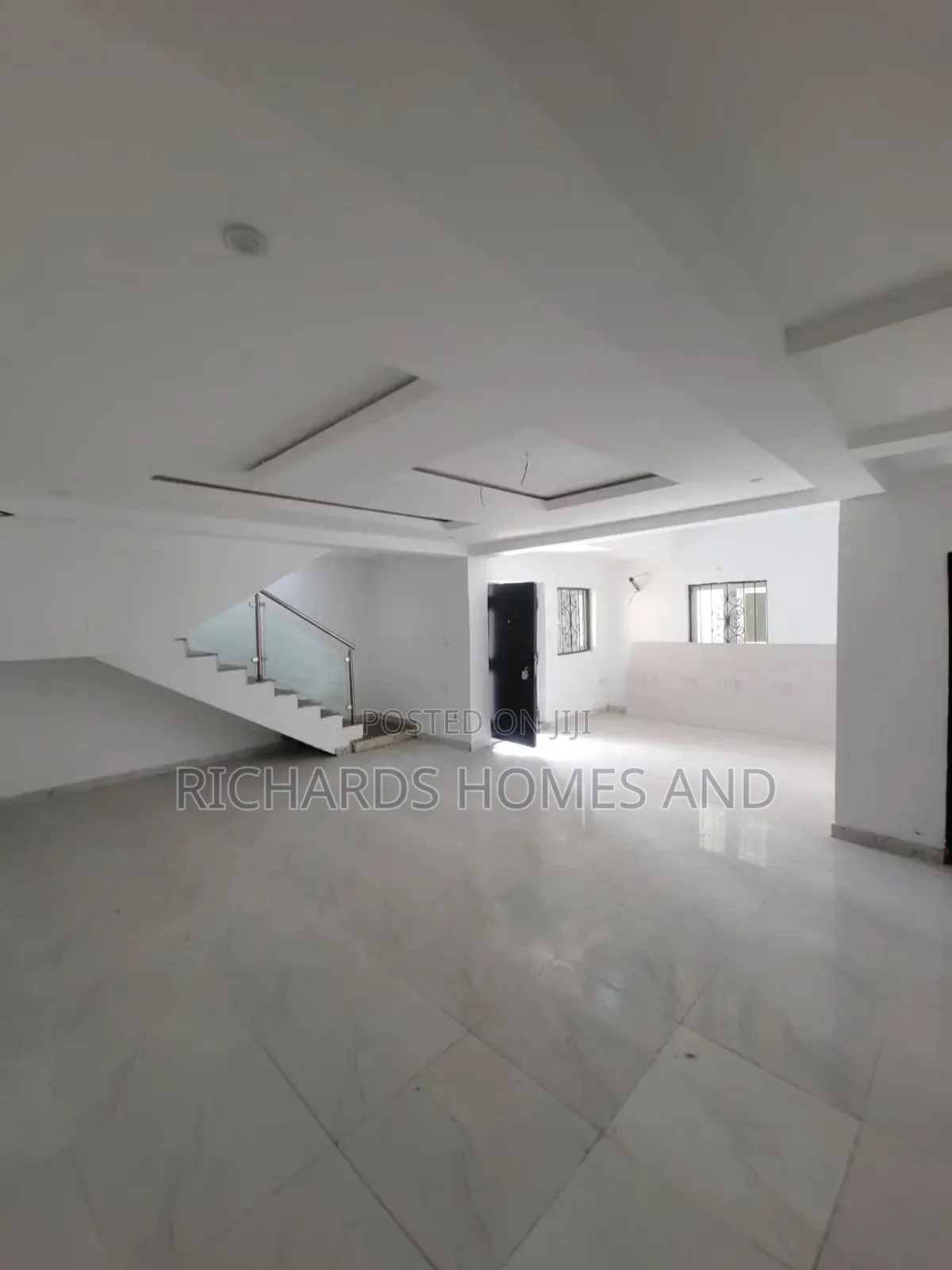 3bdrm Duplex in Lekki Phase 1 for rent in Lekki Phase 1