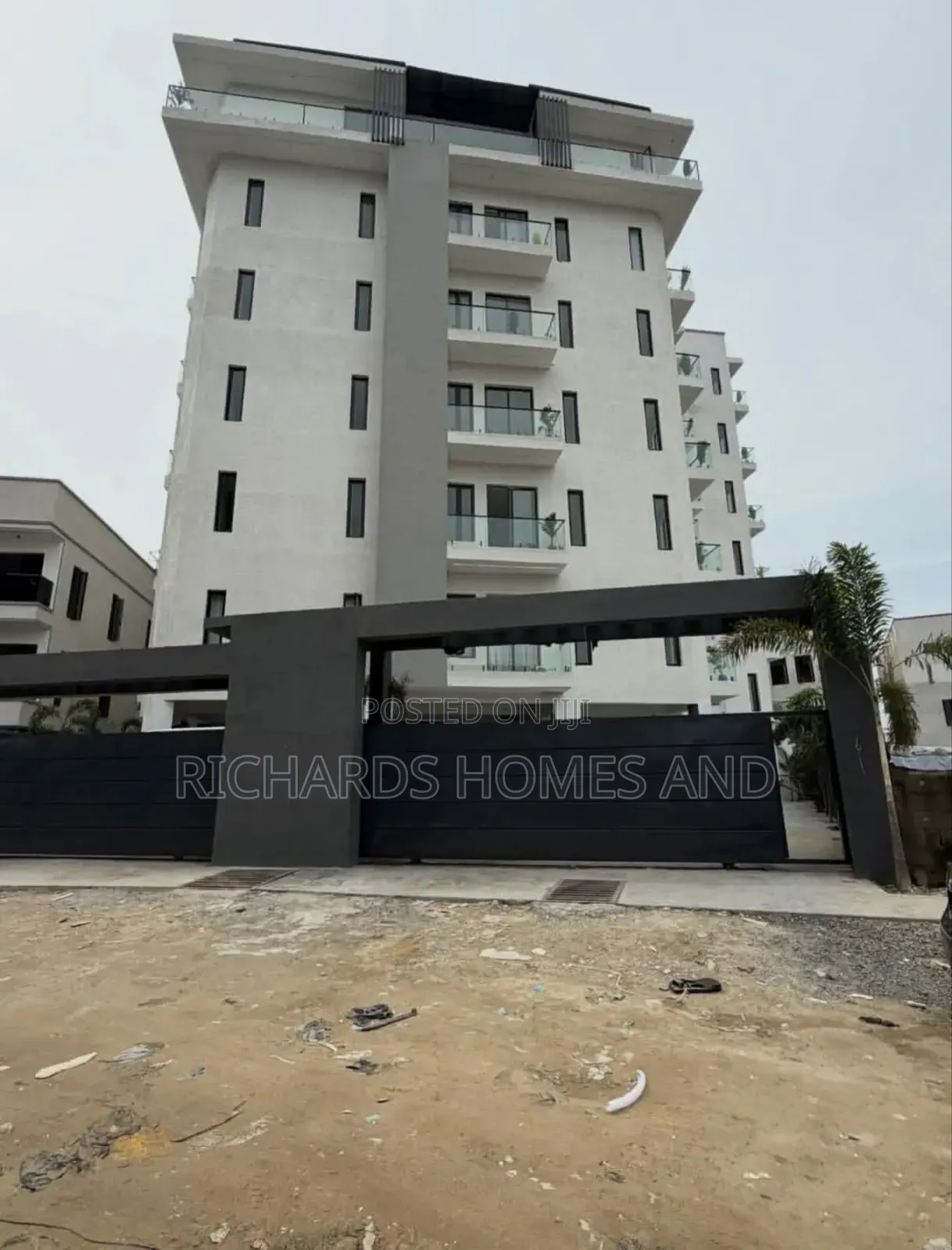 3bdrm Apartment in Lekki Phase 1 for rent in Lekki Phase 1