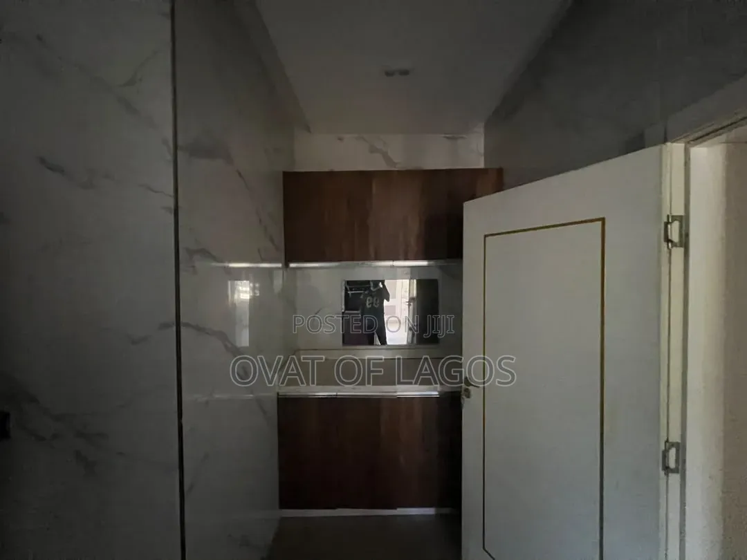 3bdrm Duplex in Banana Island for rent in Banana Island