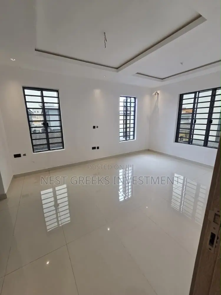 4bdrm Duplex in Opebi for sale in Opebi