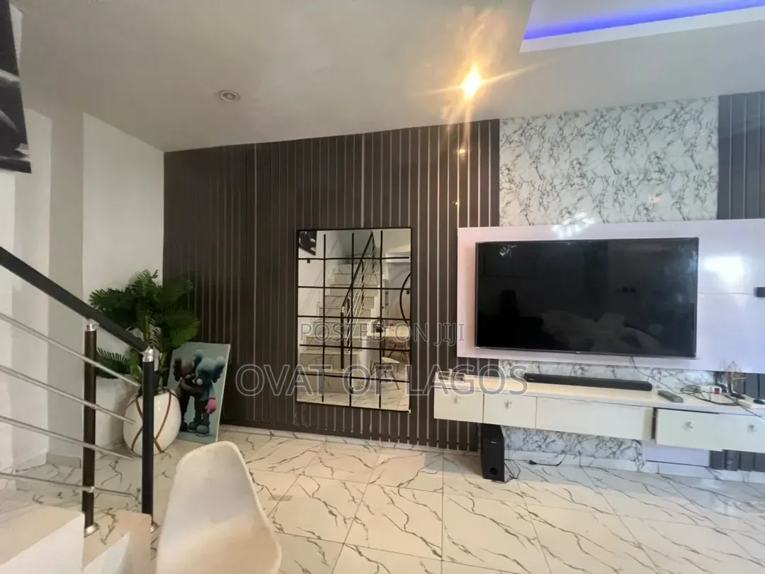 Furnished 2bdrm Duplex in Ikota for rent in Ikota