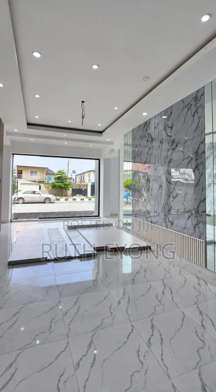 Luxury Shop in Lekki Phase 1