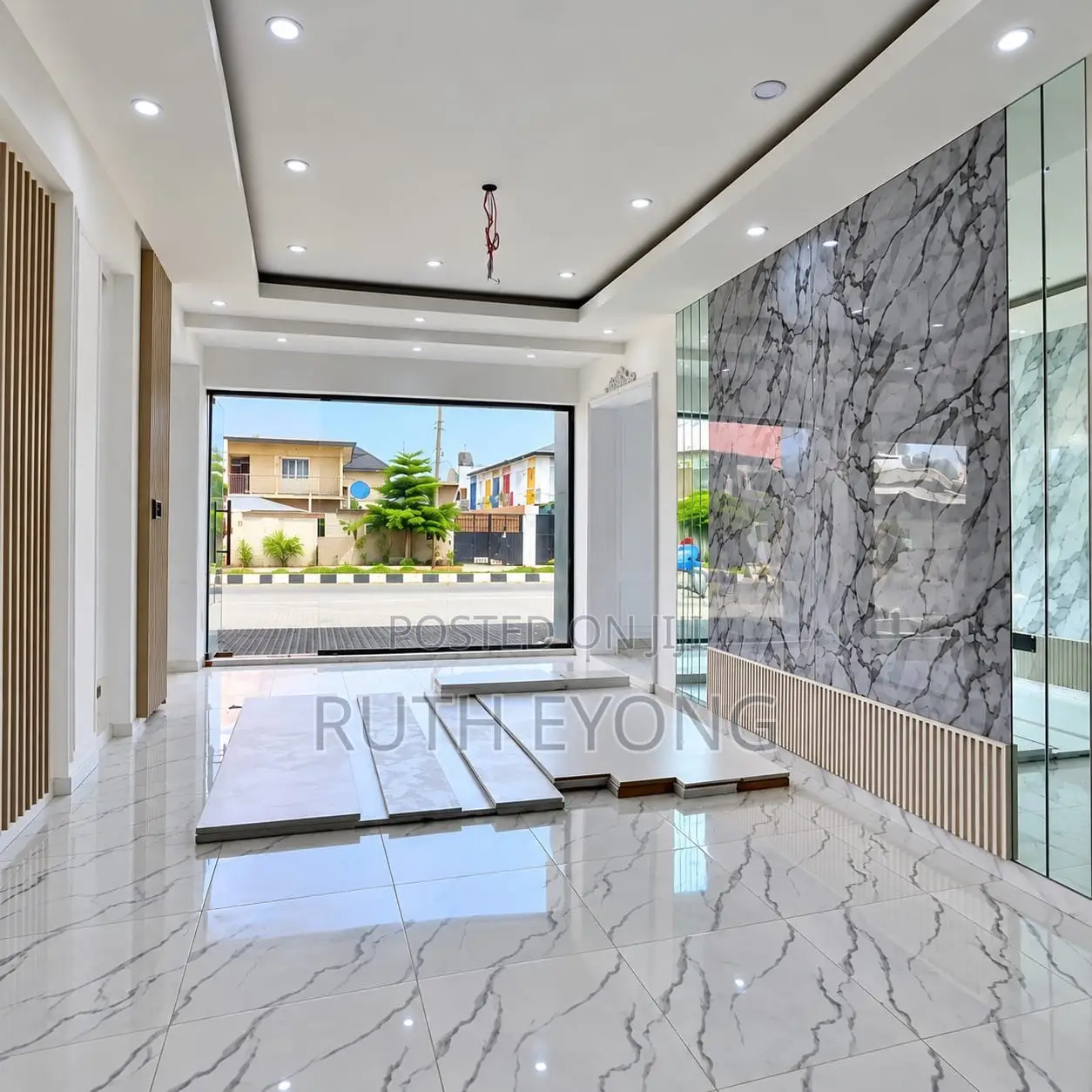 Luxury Shop in Lekki Phase 1